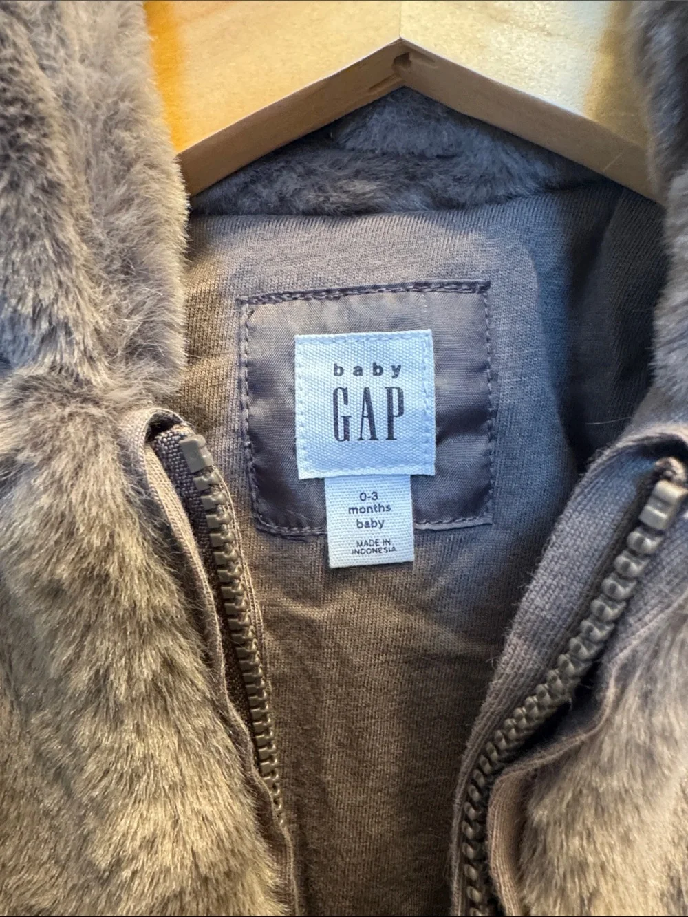 GAP Baby Brown Bear Faux Fur Hooded heavyweight One-Piece